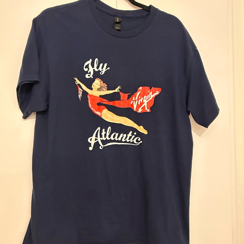 Women’s Navy Short Sleeve Graphic Tee with Red Accent - Picture 2 of 4